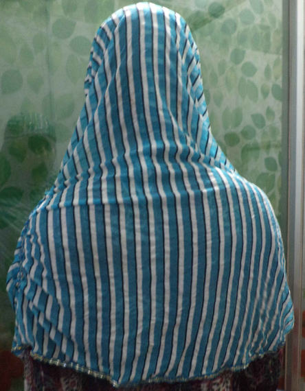 রেডি হিজাব সাদা +পেষ্ট স্টাইপ